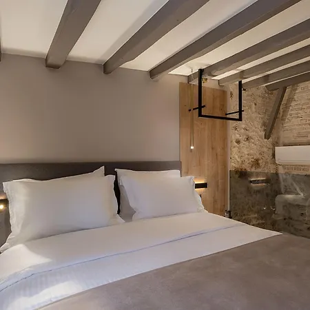 Ethos Apart-hotel 3*