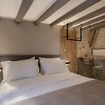 Ethos Apartment *
